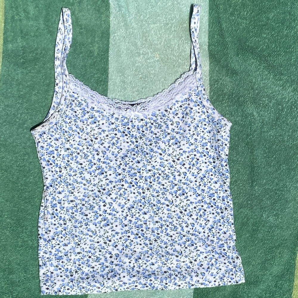 Brandy Melville skylar tank
